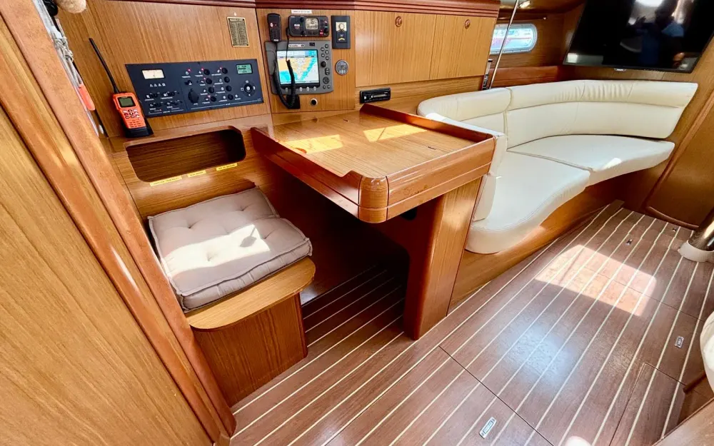 slider 24 Jeanneau Sun Odyssey 39 DS