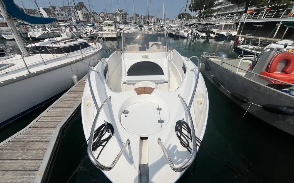 slider 5 Quicksilver  720 Commander