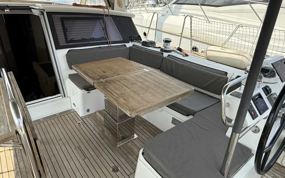slider 13 Beneteau Sense 51