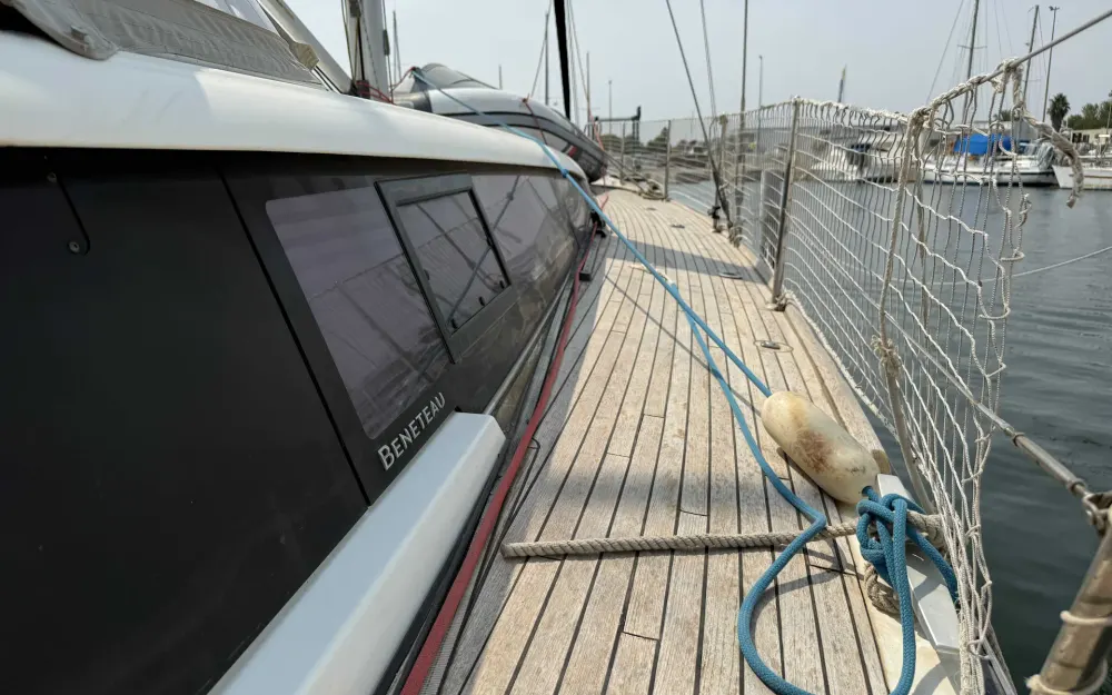 slider 17 Beneteau Sense 51