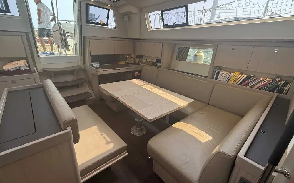 slider 25 Beneteau Sense 51
