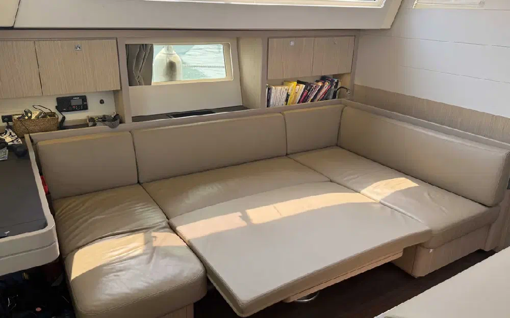 slider 26 Beneteau Sense 51