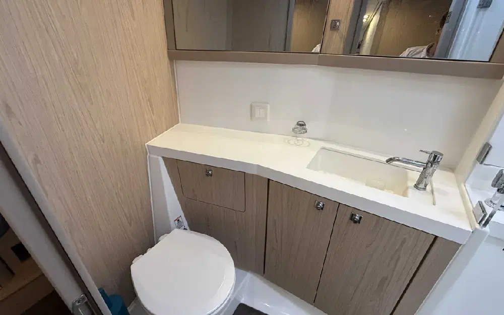 slider 31 Beneteau Sense 51