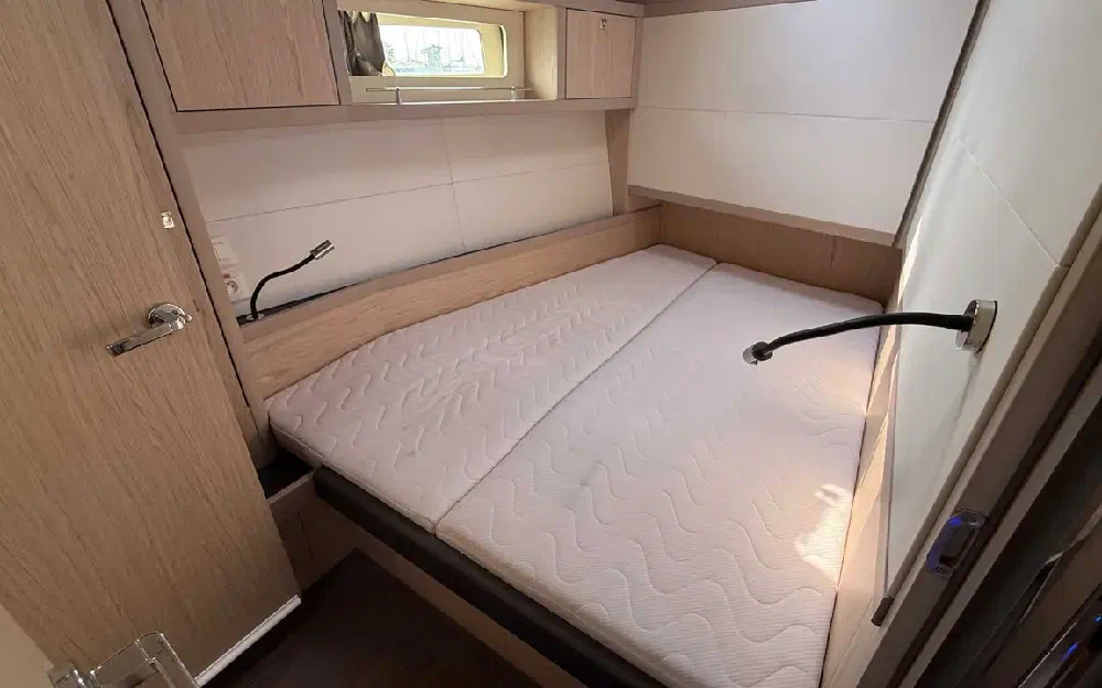 slider 32 Beneteau Sense 51