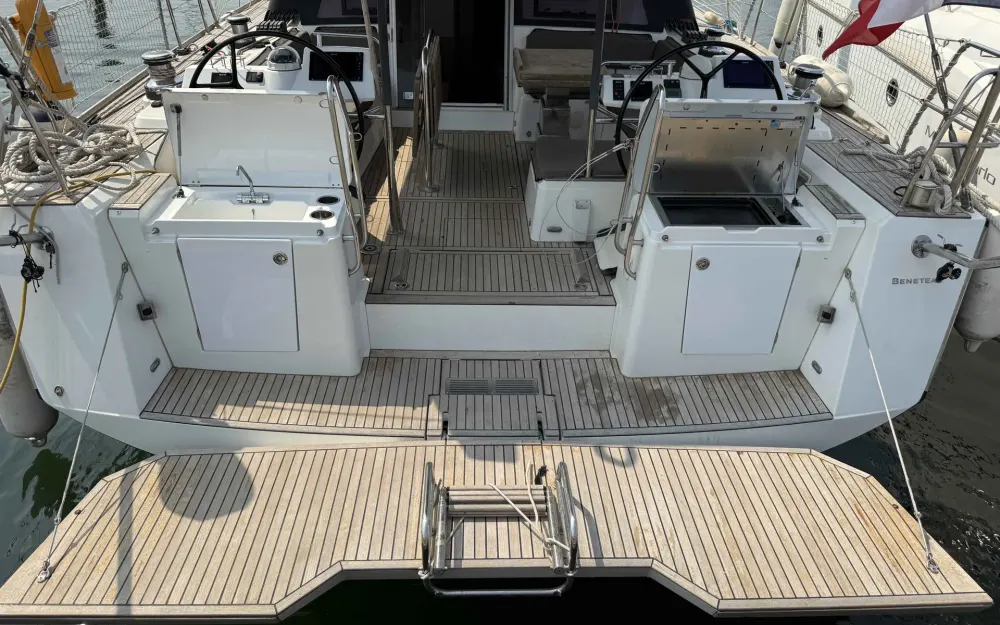 slider 5 Beneteau Sense 51