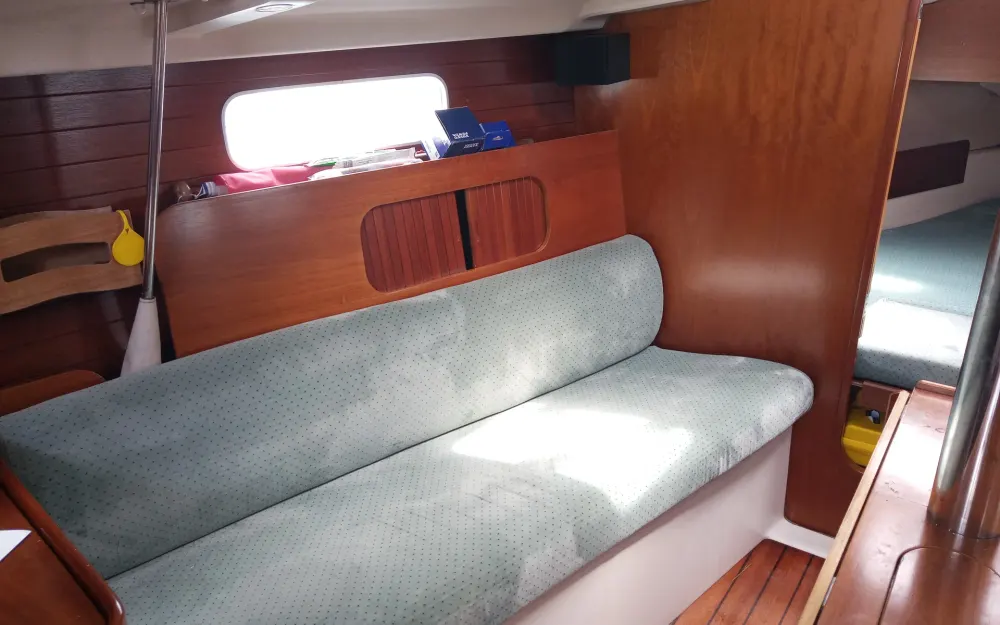 slider 13 Beneteau Oceanis 321
