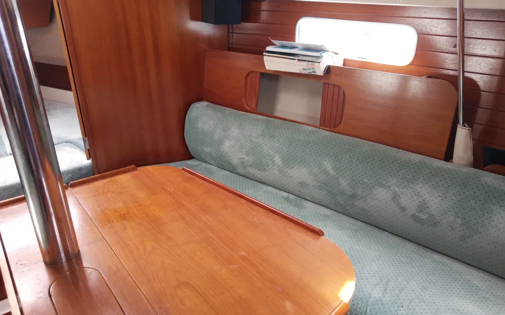 slider 14 Beneteau Oceanis 321