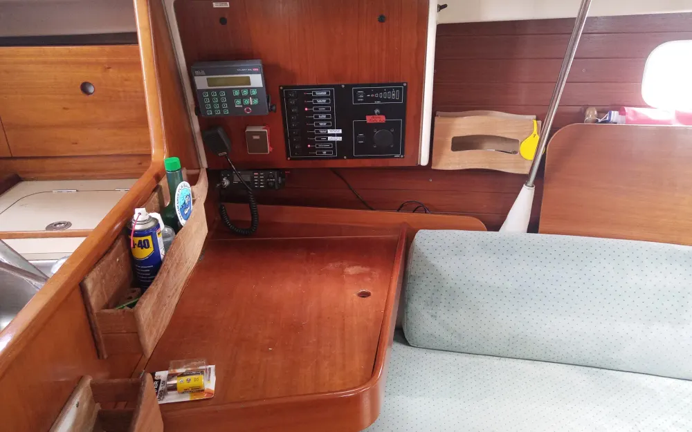 slider 16 Beneteau Oceanis 321