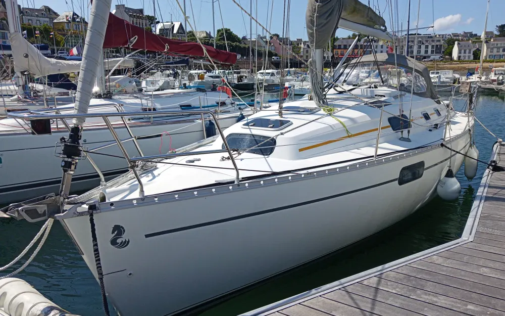 slider 1 Beneteau Oceanis 321