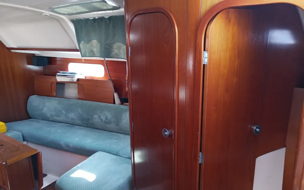 slider 4 Beneteau Oceanis 321