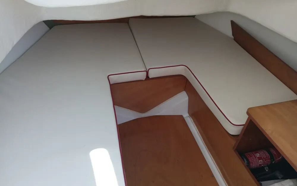 slider 12 Beneteau Flyer 650 WA