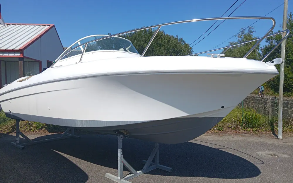 slider 0 Beneteau Flyer 650 WA