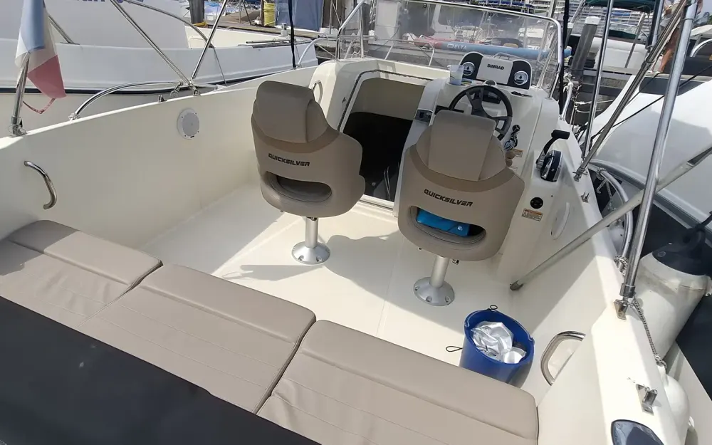 slider 17 Quicksilver Activ 675 Open