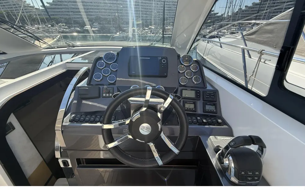 slider 9 Galeon  405 HTL