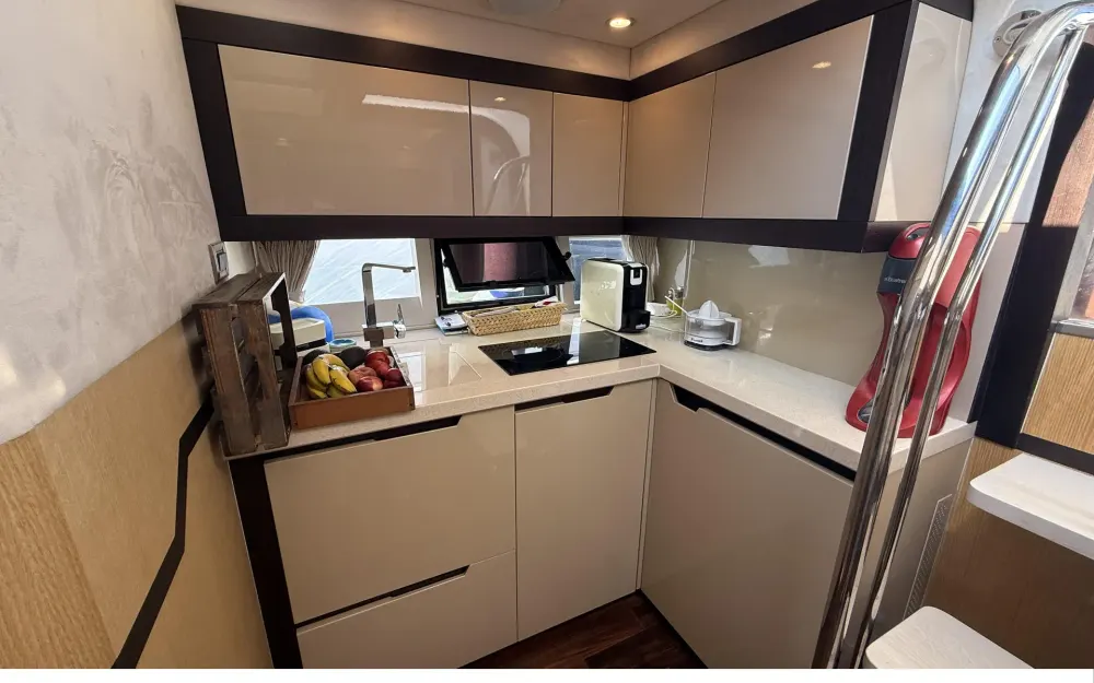 slider 19 Galeon  405 HTL