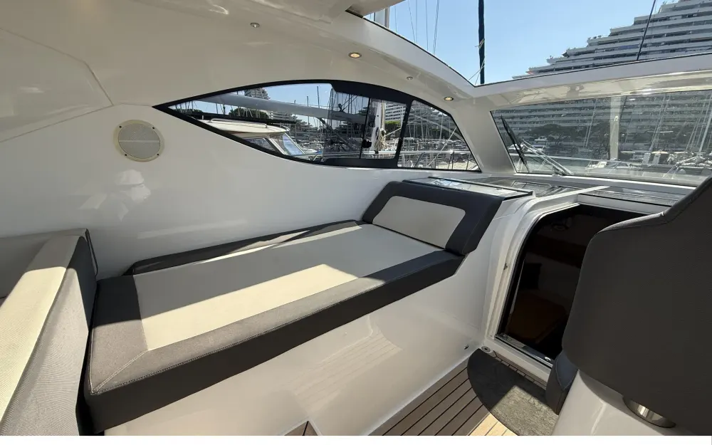 slider 6 Galeon  405 HTL
