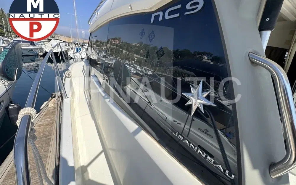 slider 1 Jeanneau NC 9