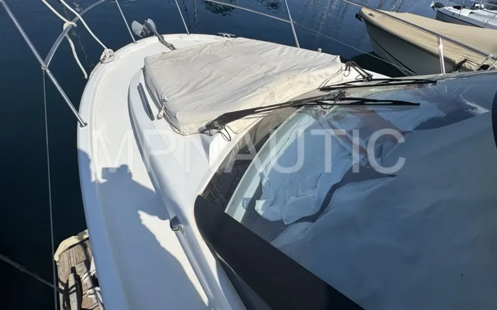 slider 3 Jeanneau NC 9