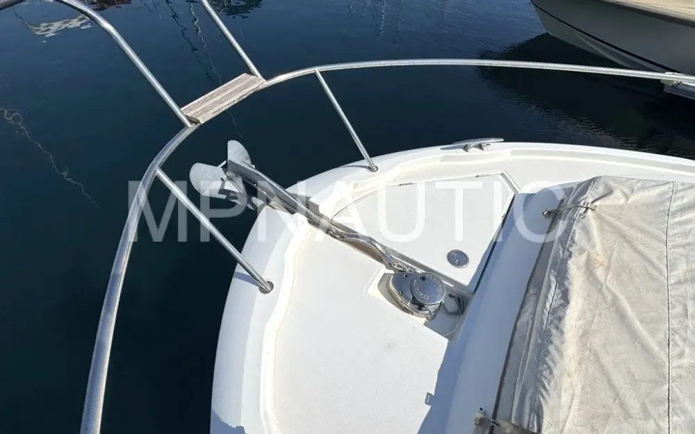 slider 4 Jeanneau NC 9