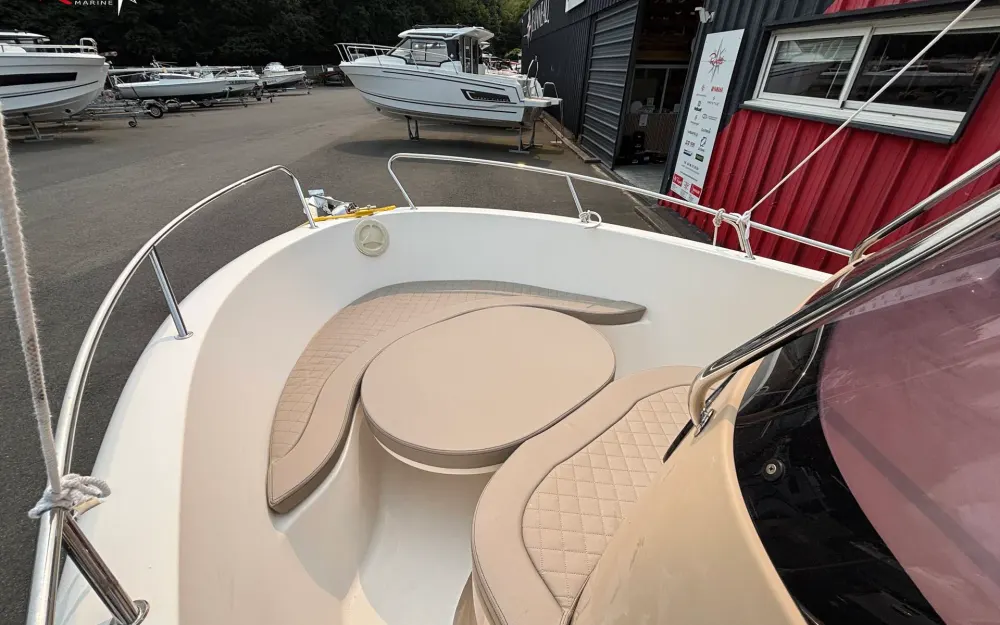 slider 6 Selection Boats Aston 21