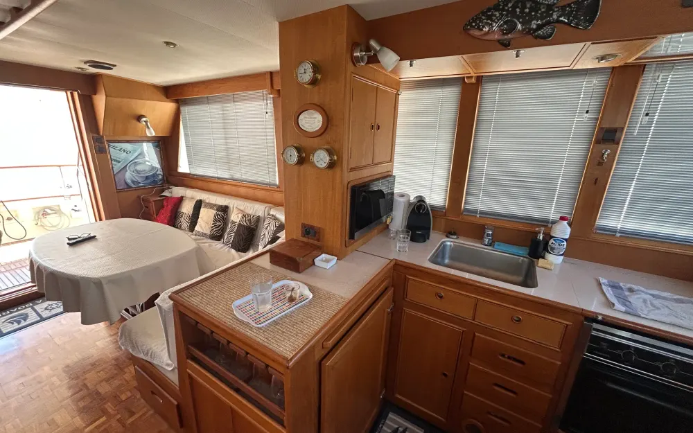 slider 4 Grand Banks  42 Europa