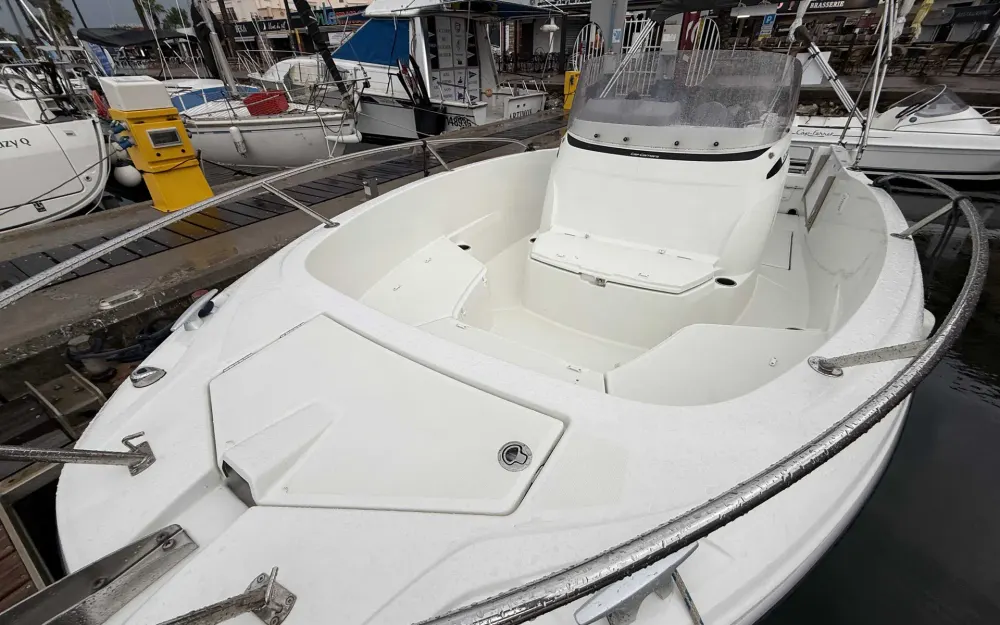 slider 13 Jeanneau Cap Camarat 6.5 CC