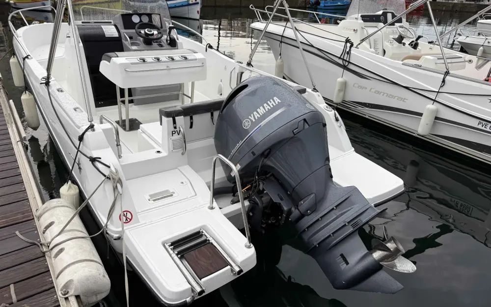 slider 1 Jeanneau Cap Camarat 6.5 CC