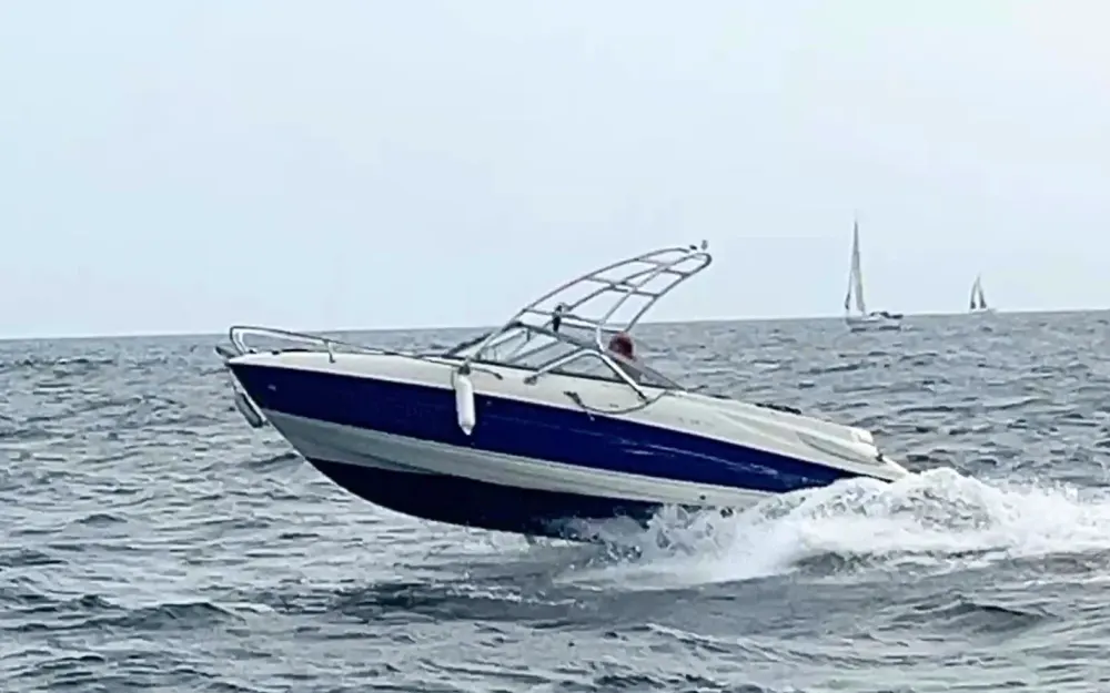 slider 9 Bayliner  652 CU