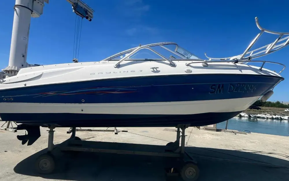 slider 5 Bayliner  652 CU