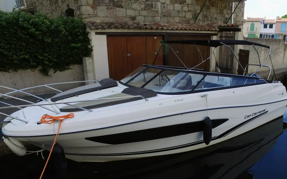 slider 1 Jeanneau Cap Camarat 7.5 DC Serie 2