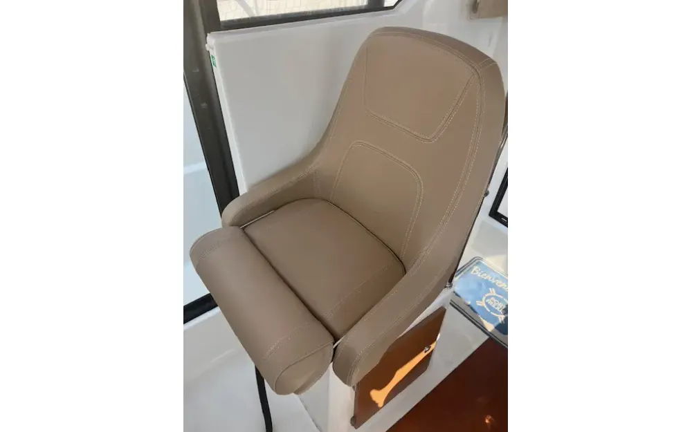 slider 11 Jeanneau Merry Fisher 755 Marlin