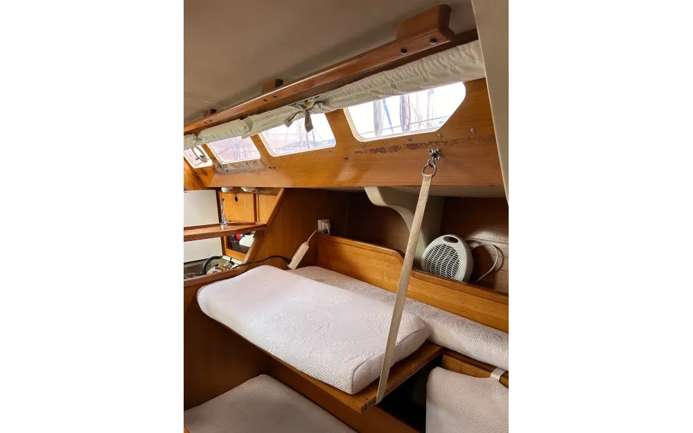 slider 6 Jeanneau Sun Shine 36