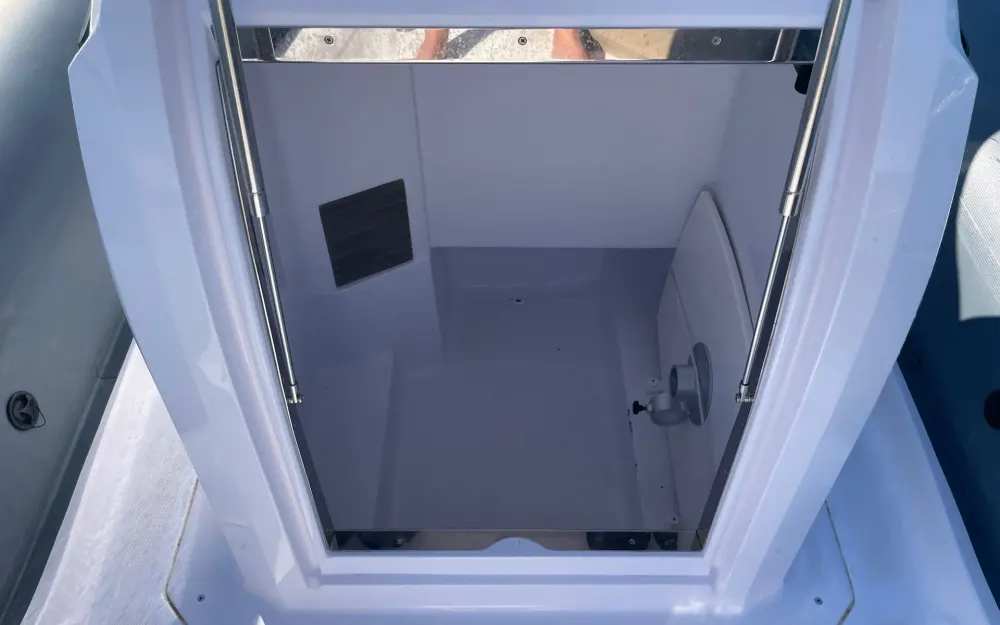 slider 17 Ranieri Cayman 26 Sport Touring