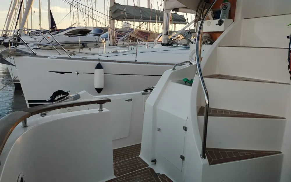 slider 11 Fountaine Pajot Maryland 37