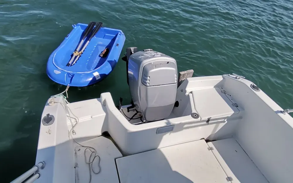 slider 10 Jeanneau Merry Fisher 610