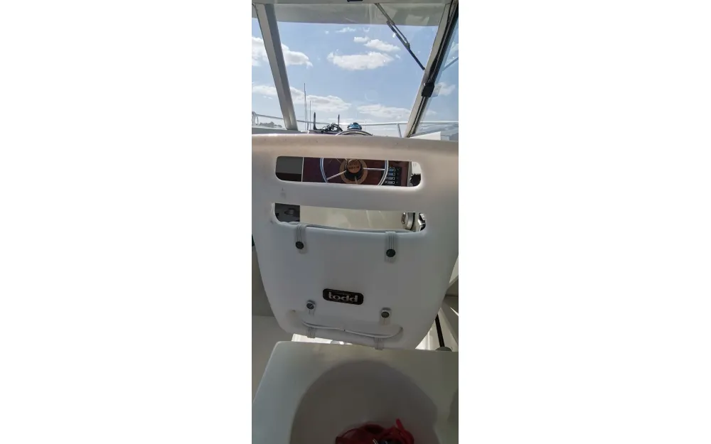 slider 11 Jeanneau Merry Fisher 610