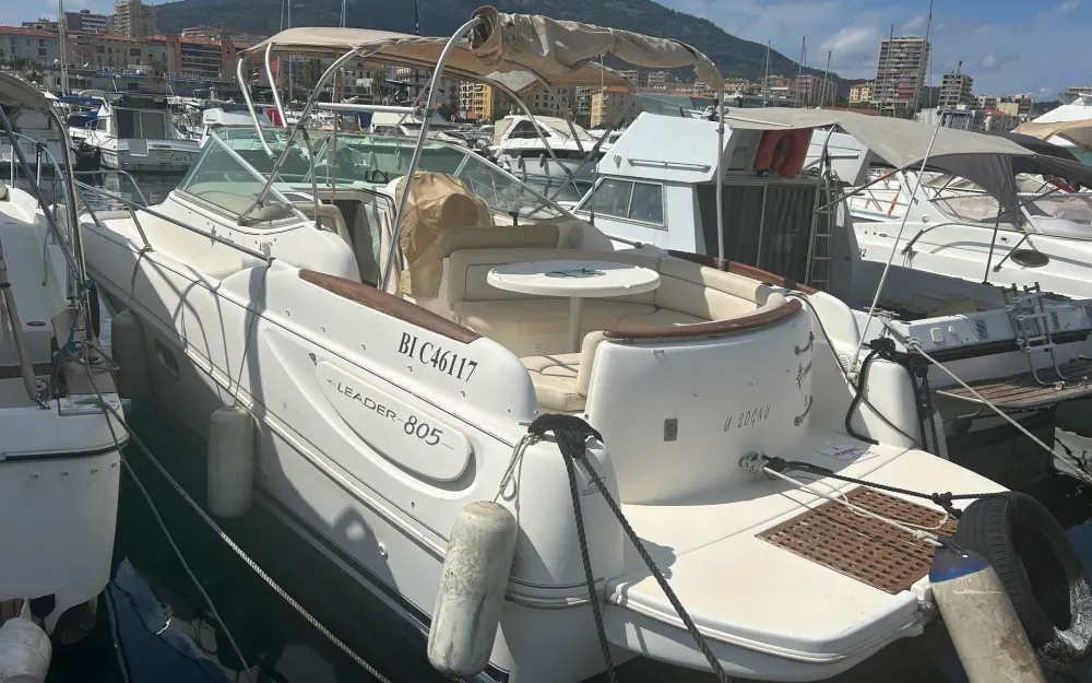 slider 0 Jeanneau Leader 805