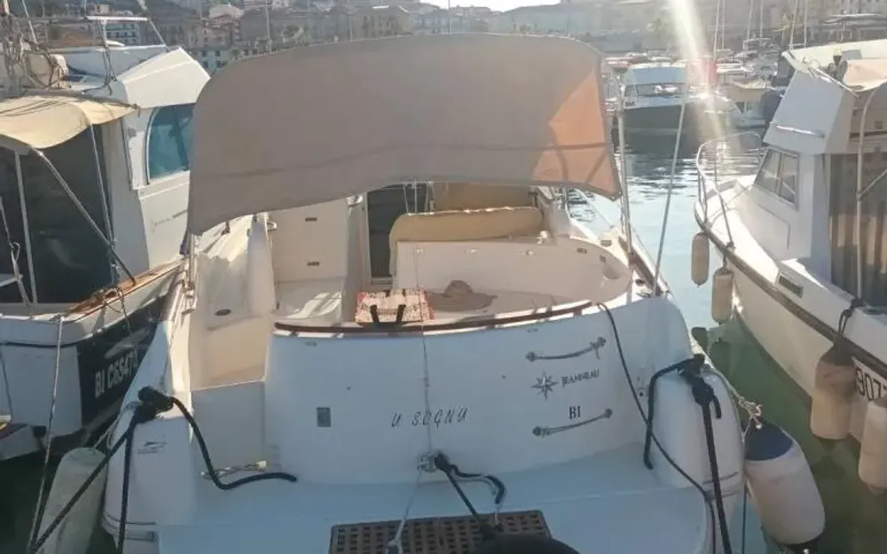 slider 7 Jeanneau Leader 805