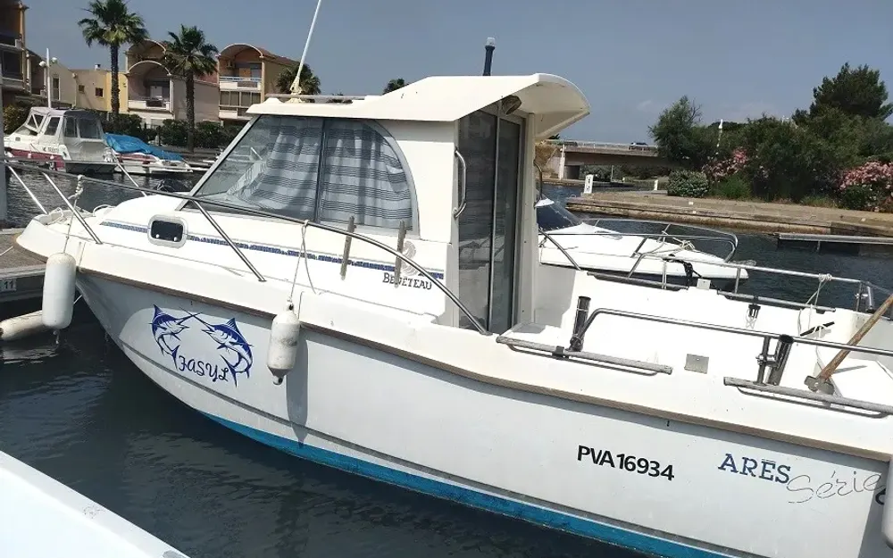 slider 3 Beneteau Antares S6TF