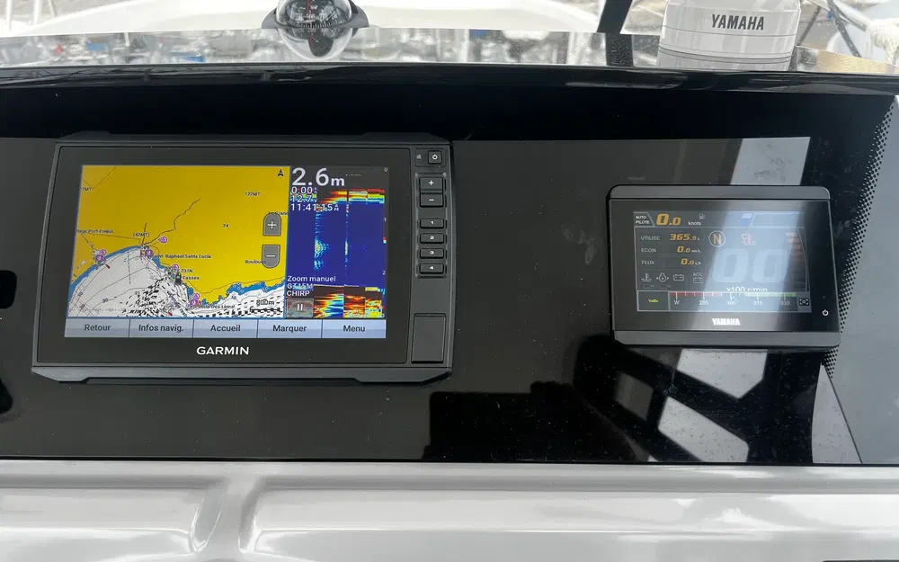 slider 12 Jeanneau Cap Camarat 7.5 WA