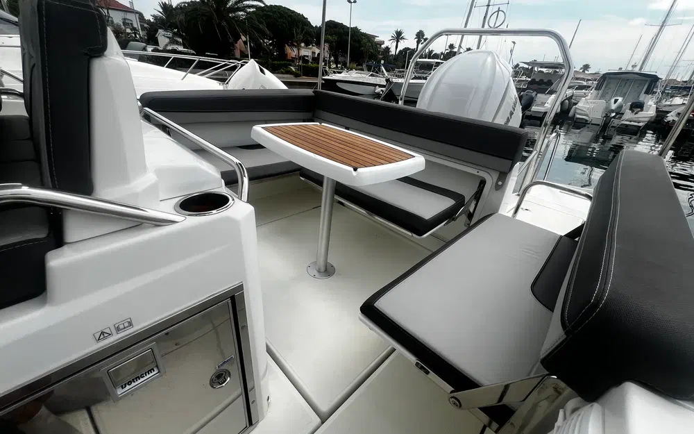 slider 19 Jeanneau Cap Camarat 7.5 WA