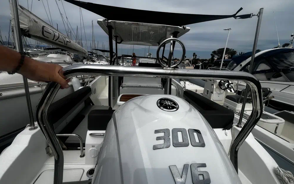 slider 26 Jeanneau Cap Camarat 7.5 WA