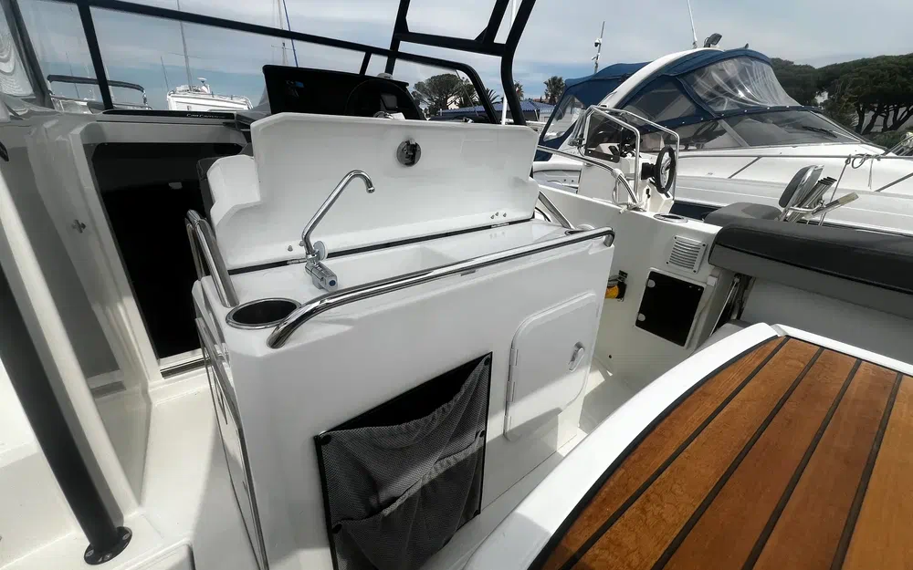 slider 29 Jeanneau Cap Camarat 7.5 WA