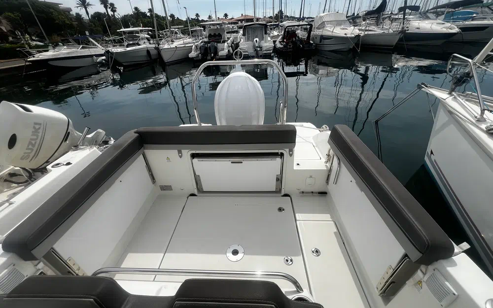 slider 8 Jeanneau Cap Camarat 7.5 WA