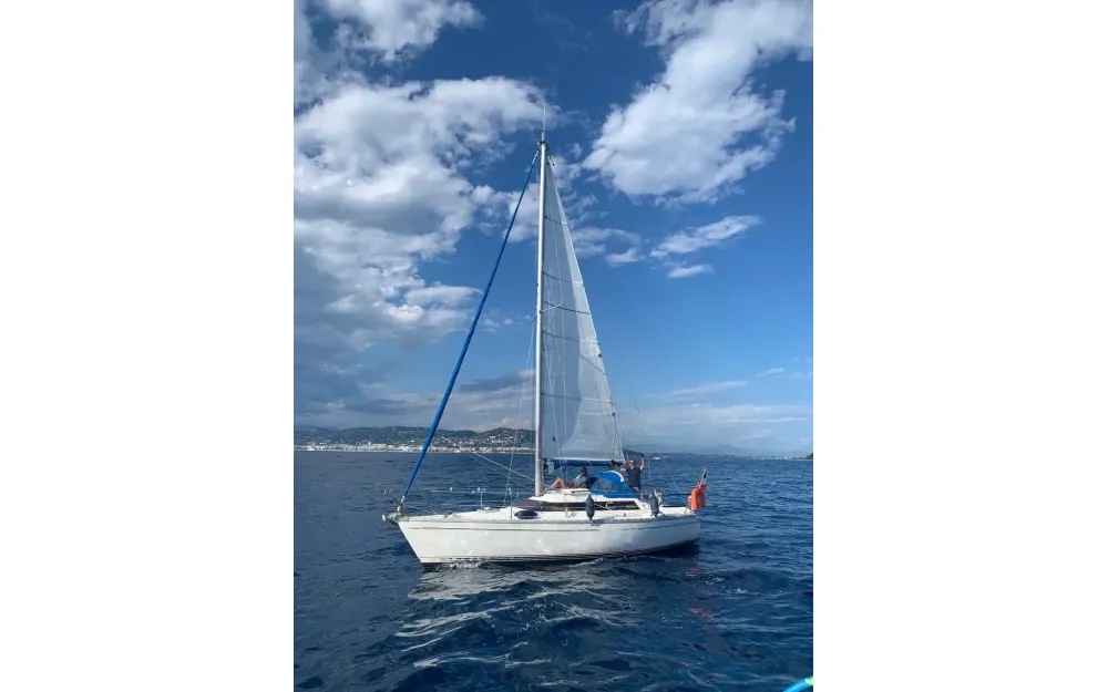 slider 8 Jeanneau Sun Dream 28