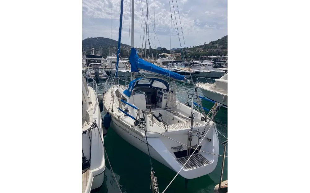 slider 10 Jeanneau Sun Dream 28