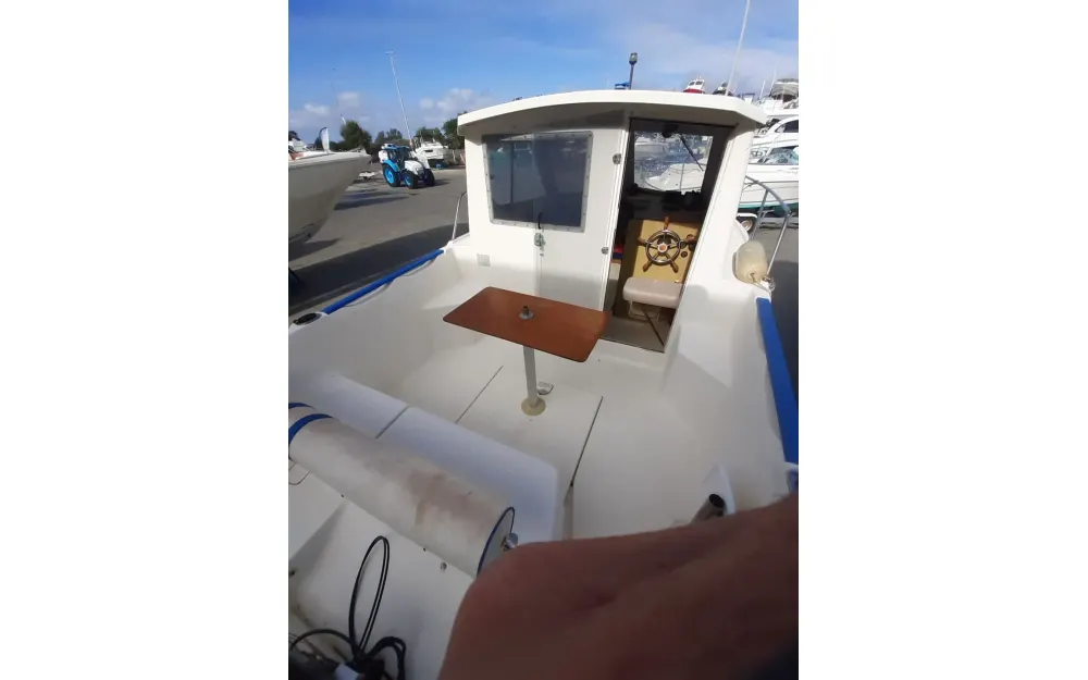 slider 1 Guymarine GM 580