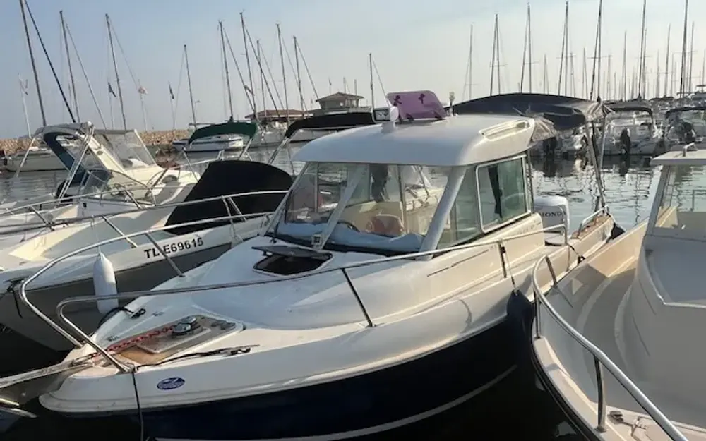 slider 0 Jeanneau Merry Fisher 625