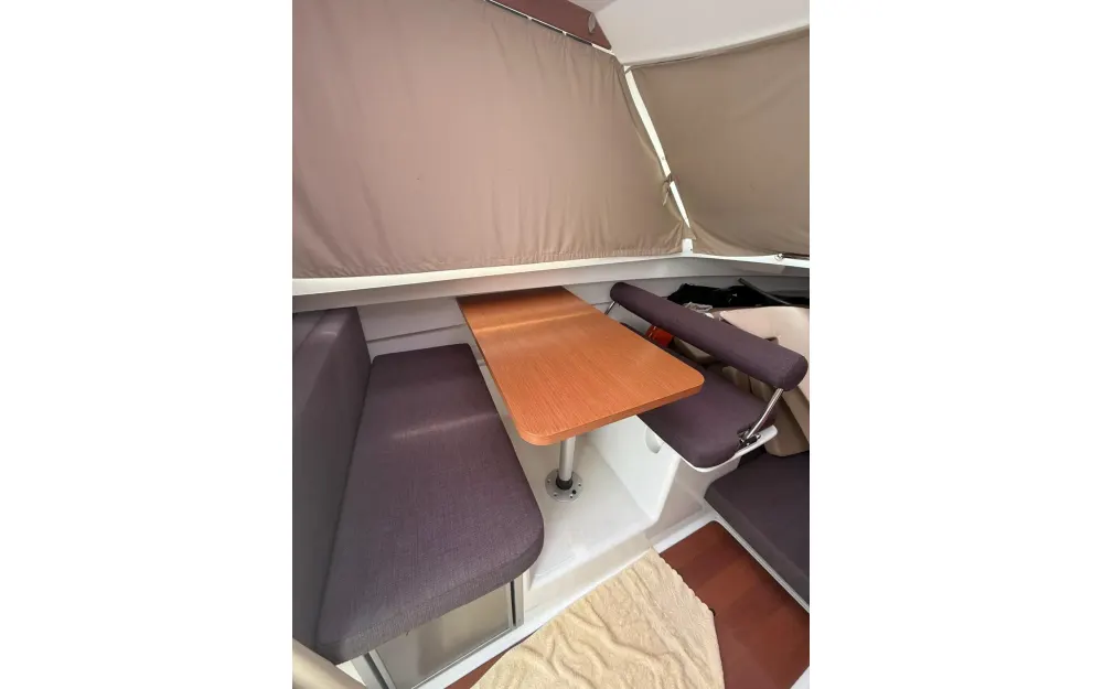 slider 4 Jeanneau Merry Fisher 645