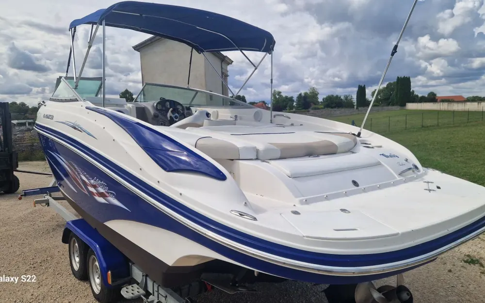 slider 2 Rinker Captiva 246 Br